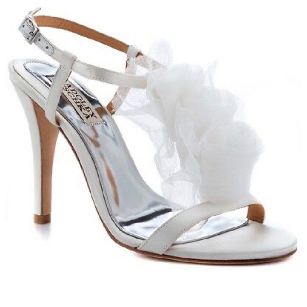 Badgley Mischka Cissy T-Strap Sandal Gray Satin